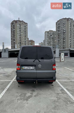 Минивэн Volkswagen Caravelle 2015 в 