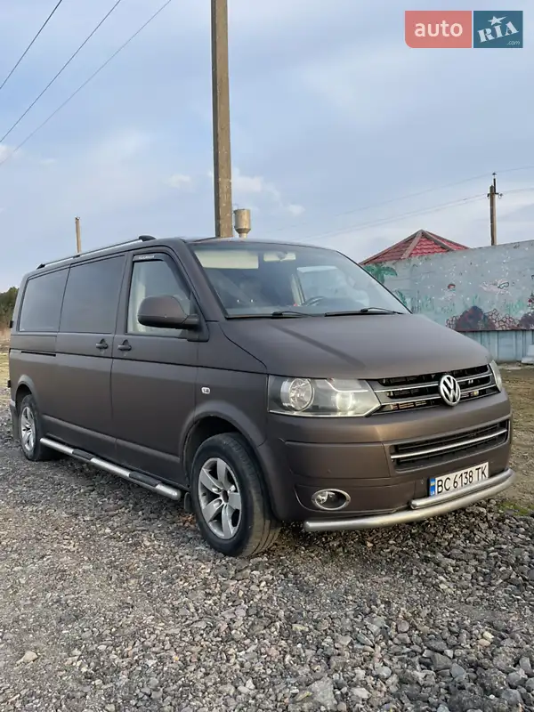 Volkswagen Caravelle