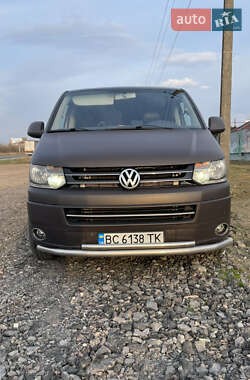 Минивэн Volkswagen Caravelle 2011 в 