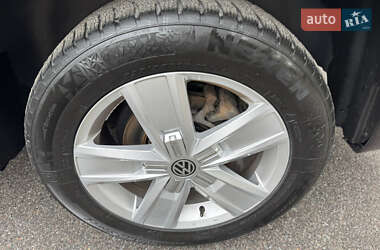 Минивэн Volkswagen Caravelle 2018 в 