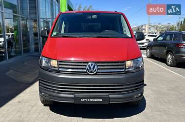 Минивэн Volkswagen Caravelle 2018 в 