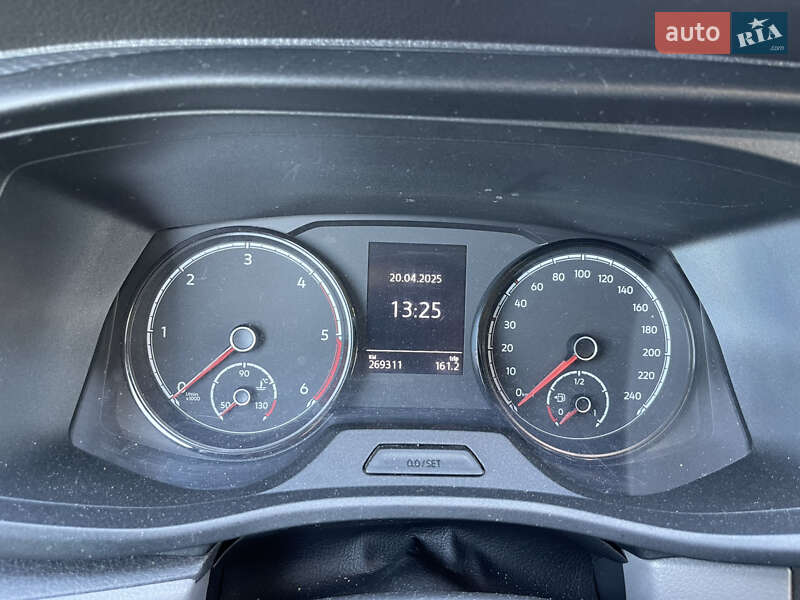Минивэн Volkswagen Caravelle 2020 в Ровно