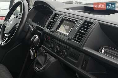 Мінівен Volkswagen Caravelle 2019 в 