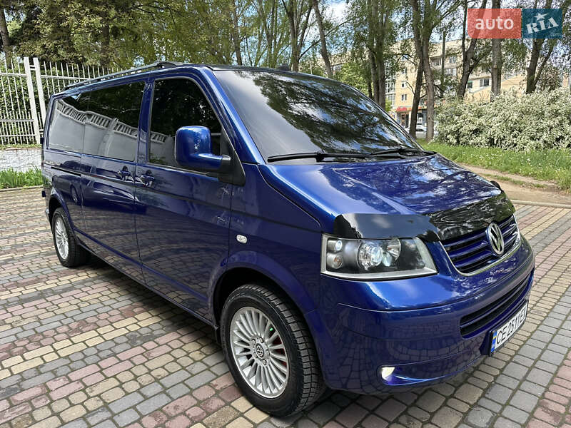 Минивэн Volkswagen Caravelle 2006 в Черновцах