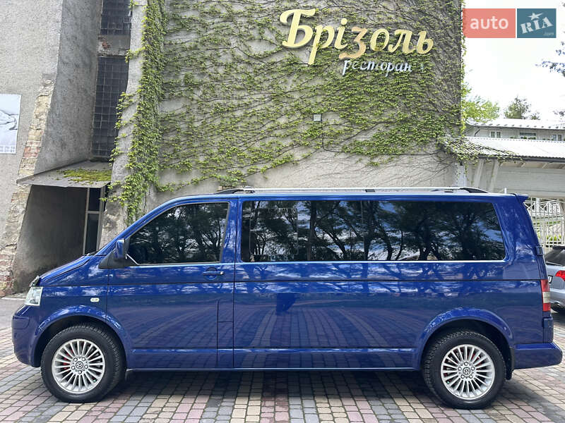 Минивэн Volkswagen Caravelle 2006 в Черновцах