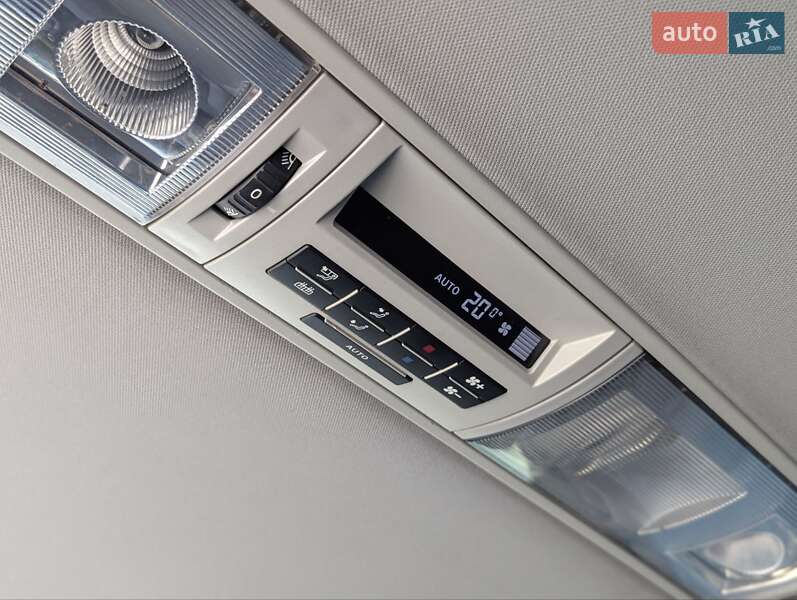 Минивэн Volkswagen Caravelle 2013 в Киеве фото 17 Минивэн Volkswagen Caravelle 2013 в Киеве