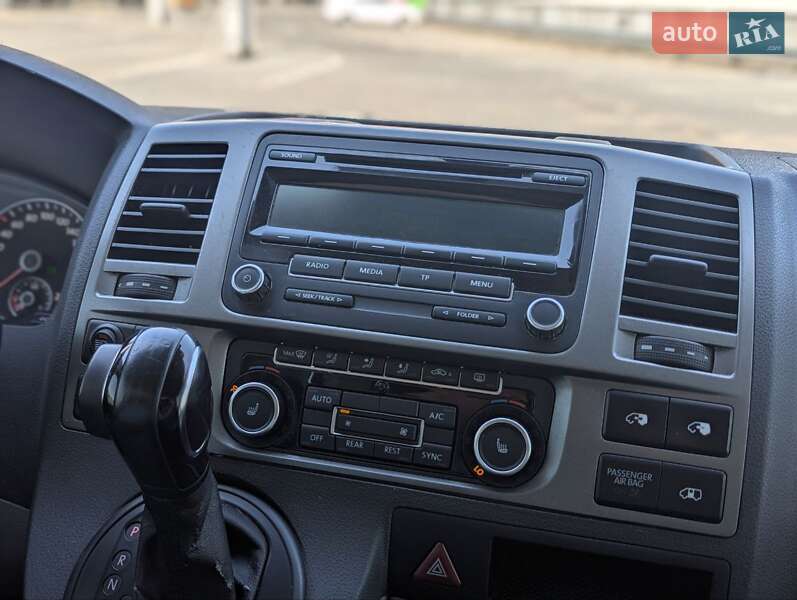 Минивэн Volkswagen Caravelle 2013 в Киеве фото 15 Минивэн Volkswagen Caravelle 2013 в Киеве