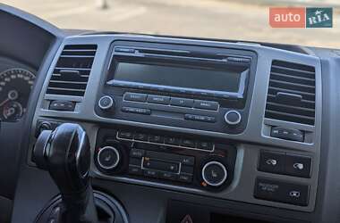 Минивэн Volkswagen Caravelle 2013 в 