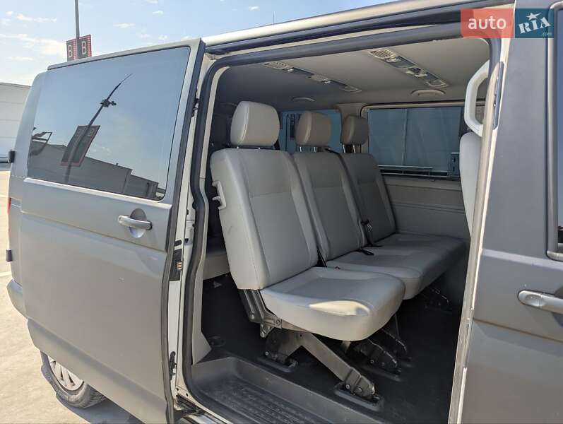 Минивэн Volkswagen Caravelle 2013 в Киеве фото 21 Минивэн Volkswagen Caravelle 2013 в Киеве