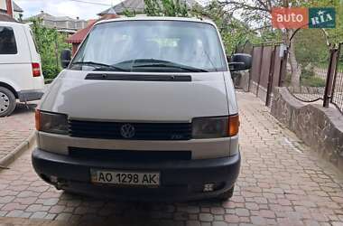 Минивэн Volkswagen Caravelle 2002 в Берегово