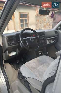 Мінівен Volkswagen Caravelle 2001 в 