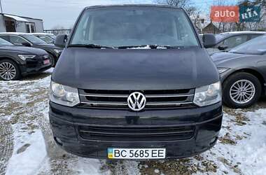 Минивэн Volkswagen Caravelle 2013 в 