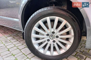Минивэн Volkswagen Caravelle 2013 в 