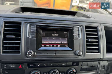 Минивэн Volkswagen Caravelle 2018 в 
