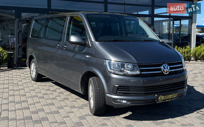 Минивэн Volkswagen Caravelle 2016 в 