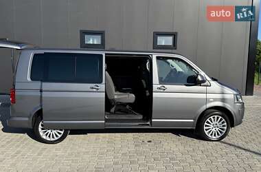 Минивэн Volkswagen Caravelle 2013 в 