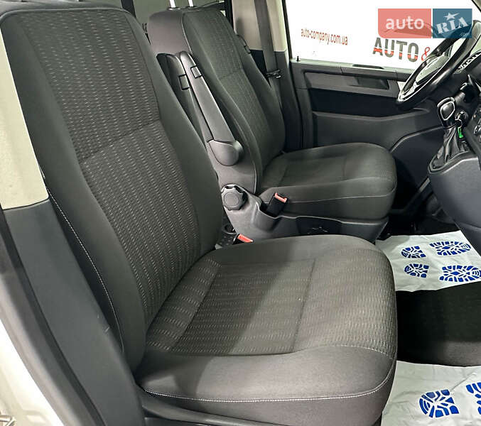 Минивэн Volkswagen Caravelle 2019 в Львове
