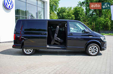 Мінівен Volkswagen Caravelle 2016 в 