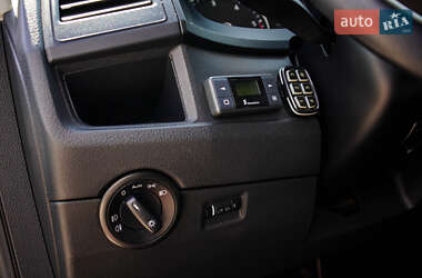 Мінівен Volkswagen Caravelle 2016 в 