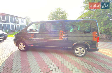 Минивэн Volkswagen Caravelle 2013 в 