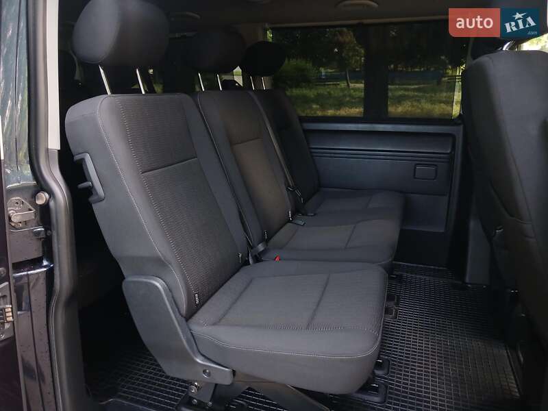 Мінівен Volkswagen Caravelle 2017 в Києві