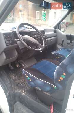 Минивэн Volkswagen Caravelle 1991 в 