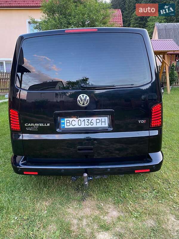 Минивэн Volkswagen Caravelle 2012 в Львове