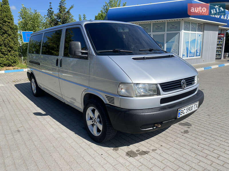 Минивэн Volkswagen Caravelle 2002 в Жовкве