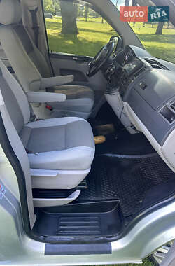 Минивэн Volkswagen Caravelle 2012 в 