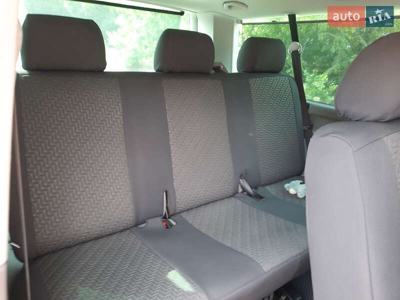 Минивэн Volkswagen Caravelle 2014 в Днепре