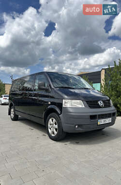 Минивэн Volkswagen Caravelle 2009 в 