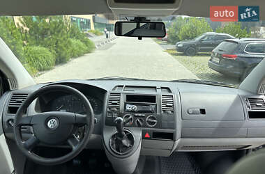 Минивэн Volkswagen Caravelle 2009 в 