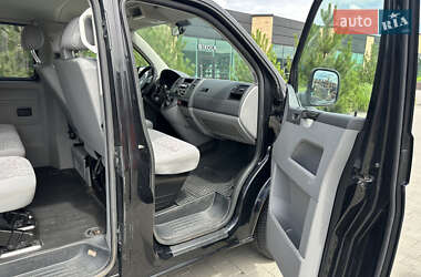 Минивэн Volkswagen Caravelle 2009 в 