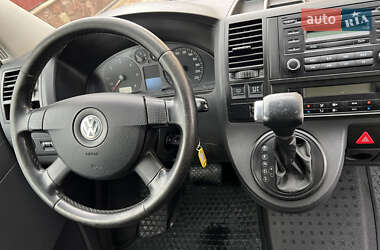 Минивэн Volkswagen Caravelle 2009 в 