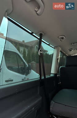 Минивэн Volkswagen Caravelle 2009 в 