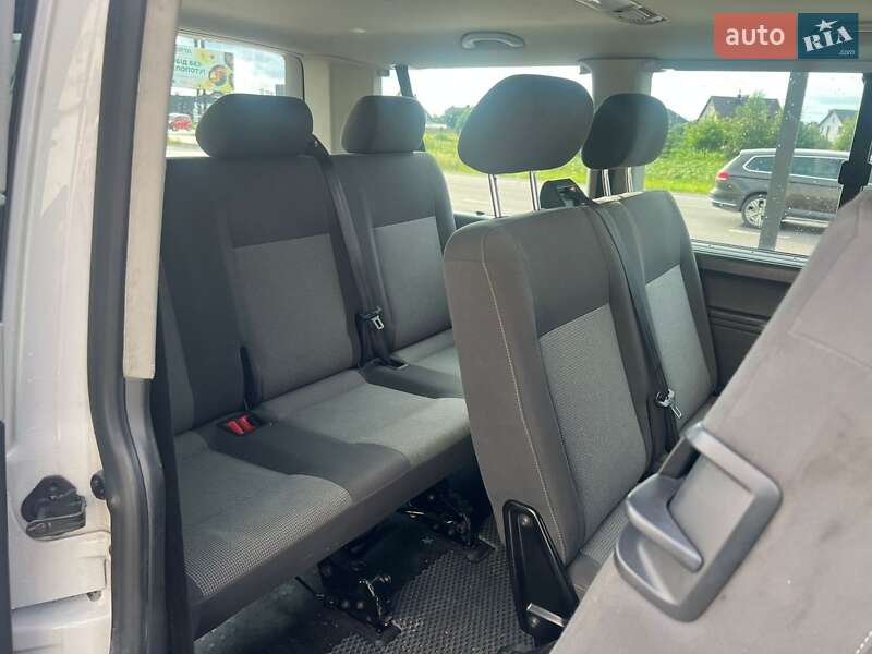 Минивэн Volkswagen Caravelle 2013 в Луцке