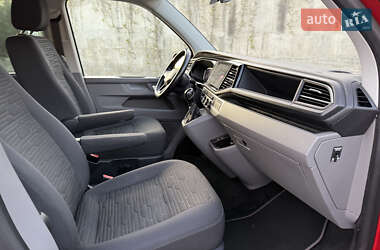 Минивэн Volkswagen Caravelle 2020 в 