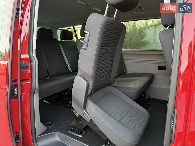 Минивэн Volkswagen Caravelle 2020 в Ровно