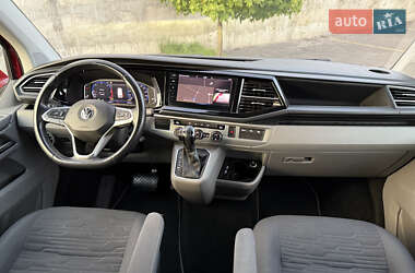 Минивэн Volkswagen Caravelle 2020 в 