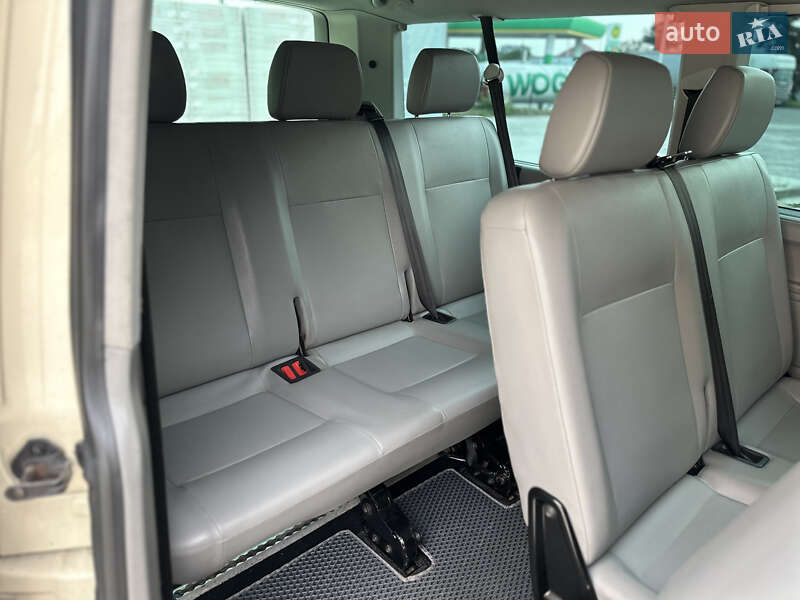 Мінівен Volkswagen Caravelle 2011 в Львові