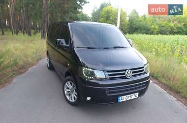 Минивэн Volkswagen Caravelle 2010 в 