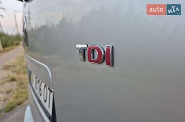 Минивэн Volkswagen Caravelle 2008 в 