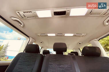 Минивэн Volkswagen Caravelle 2021 в 