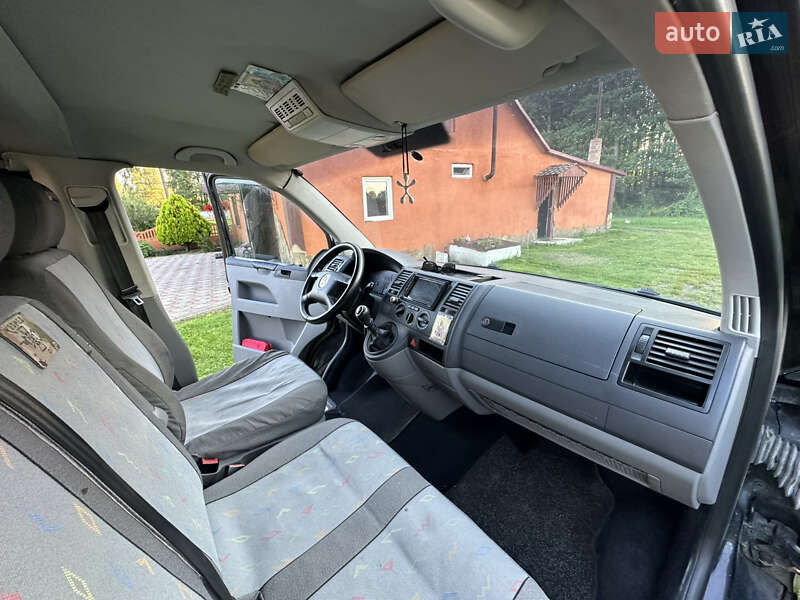 Минивэн Volkswagen Caravelle 2007 в Шацке фото 13 Минивэн Volkswagen Caravelle 2007 в Шацке