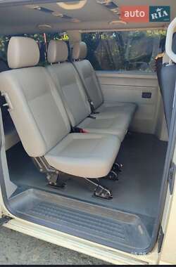 Минивэн Volkswagen Caravelle 2013 в 