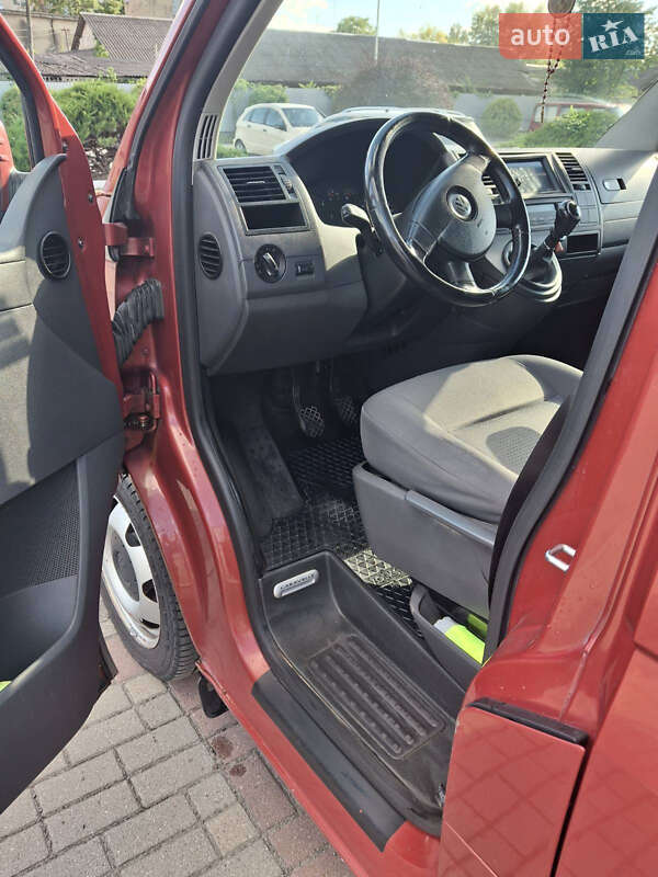 Микроавтобус Volkswagen Caravelle 2007 в Ужгороде