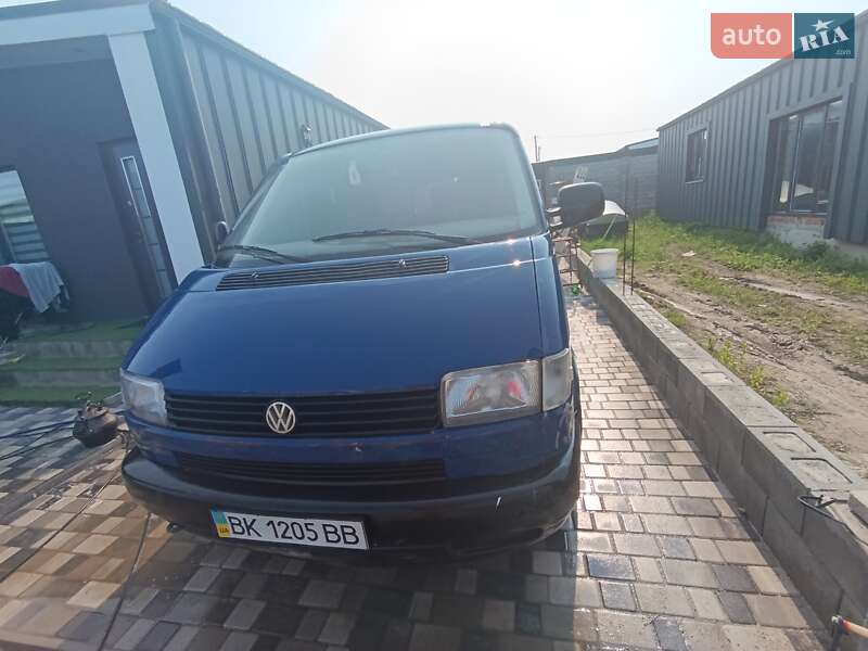 Минивэн Volkswagen Caravelle 1996 в 