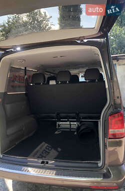Минивэн Volkswagen Caravelle 2013 в 