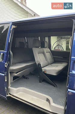 Минивэн Volkswagen Caravelle 2002 в 
