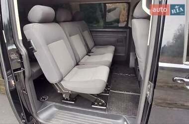 Минивэн Volkswagen Caravelle 2010 в 
